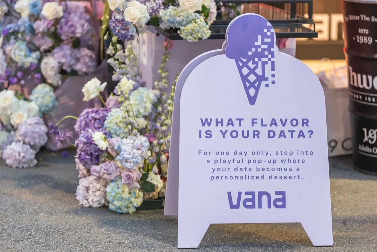 Vana pop-up event sign
